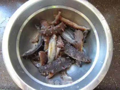 Make Burning sea cucumbers step 0