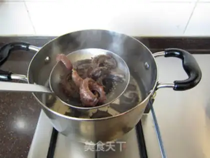 Make Burning sea cucumbers step 2
