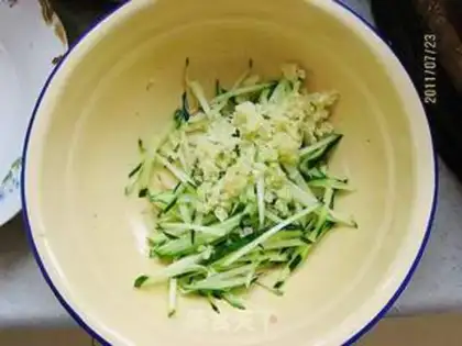 Make The cucumber cucumber step 0