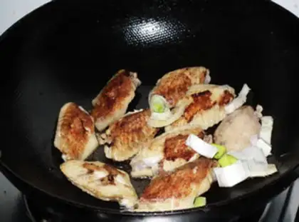 Make Orange Coke chicken wings step 4
