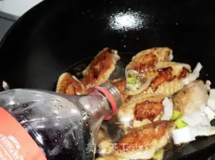 Make Orange Coke chicken wings step 6