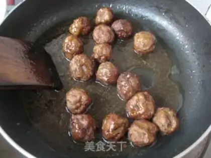 Make Juice and mushroom beefballs step 18