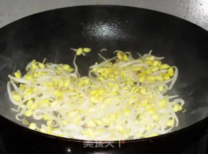 Make Jealousy, soybean sprouts step 5