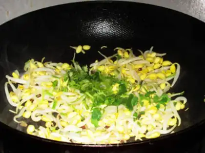 Make Jealousy, soybean sprouts step 6