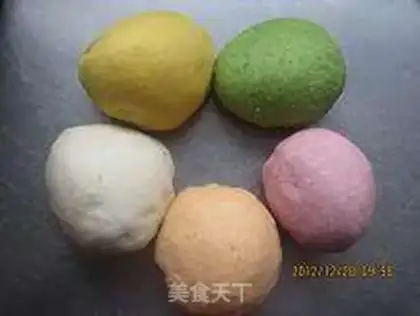 Make Colored rolls step 3