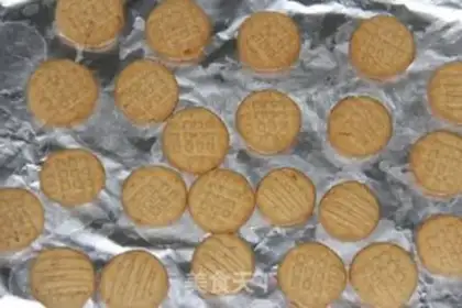 Make Peanut butter cookies step 9