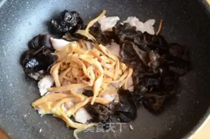 Make Mushu meat step 7