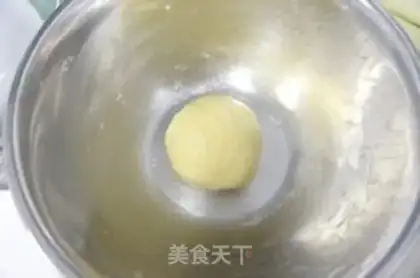 Make Strawberry cheese pie step 3