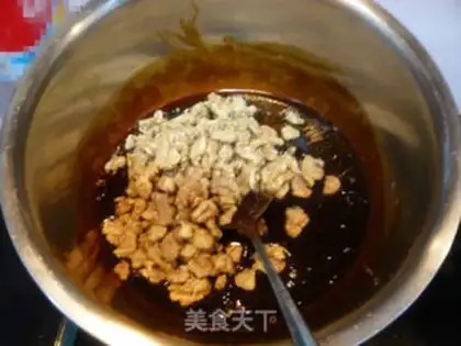 Make Cinnamon dates, gel cake step 8
