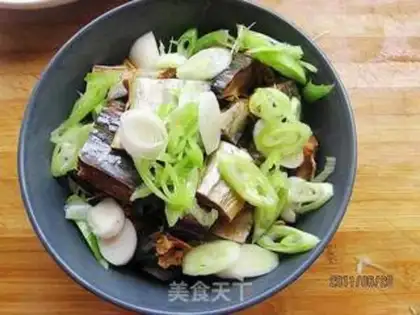 Make The radish is salty step 3
