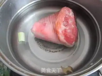 Make Pork stew step 1
