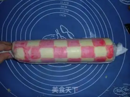 Make Happy New Year cake roll step 17