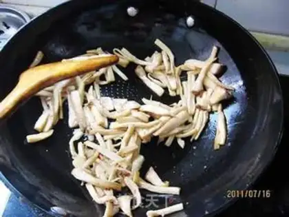 Make Almond mushrooms step 3