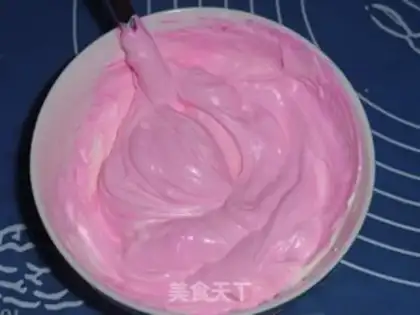 Make A flower cake cup step 8