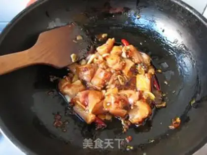 Make Chicken soup, hot chicken pot step 4