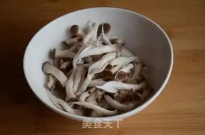 Make Mushroom fried fragrance step 2