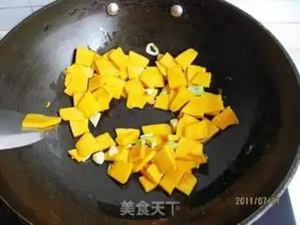 Make Pumpkin step 3