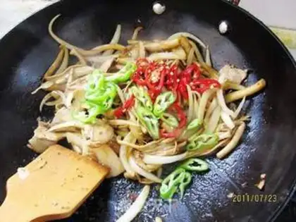 Make Onion tea mushrooms step 6