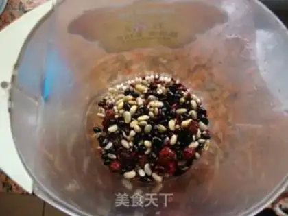 Make Red-tree rice soy sauce step 1