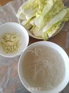 Make Garlic fan dolls step 0