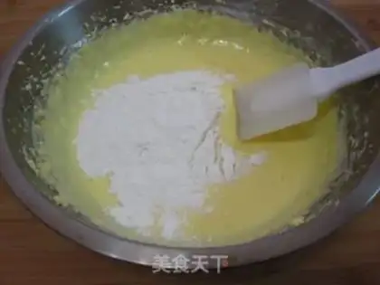 Make Cranberry cream cake step 5