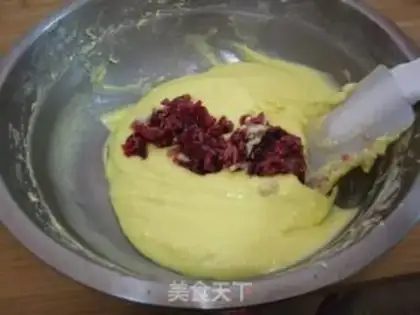 Make Cranberry cream cake step 6