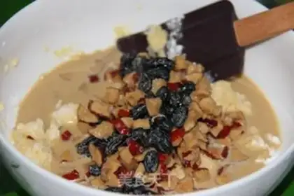 Make Low-fat red date cake step 6