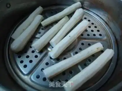 Make The rice roll step 1