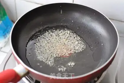 Make Onion bouquet eggs step 6