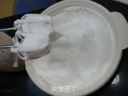 Make Piggy bath cake step 6