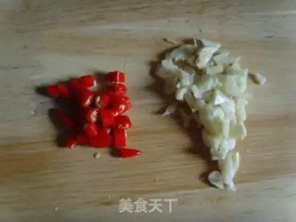 Make Spicy cabbage step 1