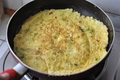 Make Onion bouquet eggs step 12