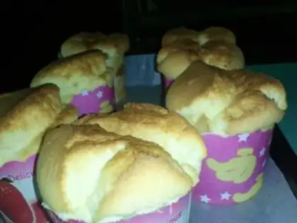 Make ♪ And a smile for a cupcake ♪ step 14