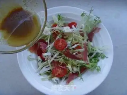 Make Blue cheese salad step 5