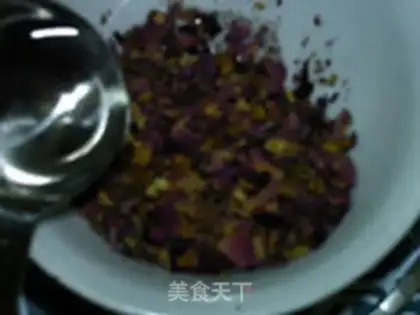 Make Rose cookies step 1