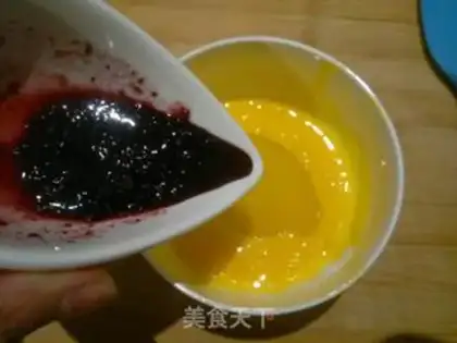 Make Blueberry cake step 3