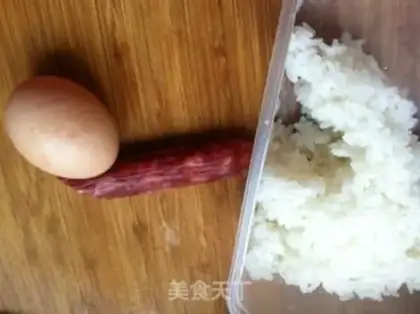 Make Sausage egg fried rice step 0