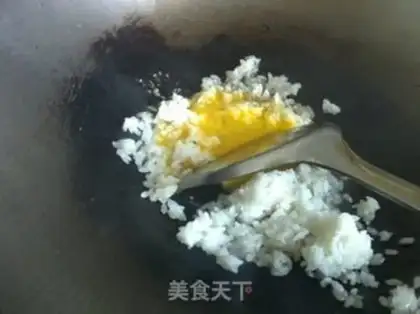 Make Sausage egg fried rice step 5