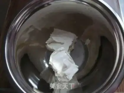 Make Cream of milk. Cold cheesecake step 1
