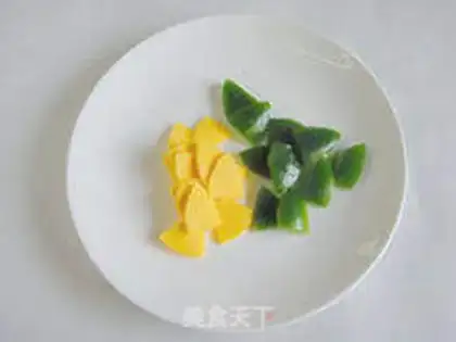 Make The sunflower fish step 4