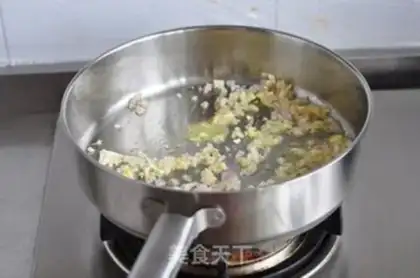 Make Spaghetti soup step 2