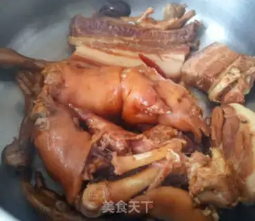 Make Pork hoof step 1