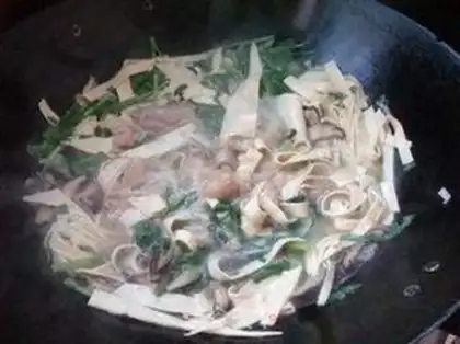 Make Cinnamon meat soup step 7