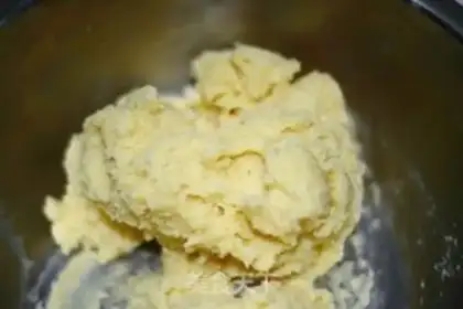 Make Butter cookies step 2