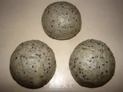 Make Black sesame toast step 7