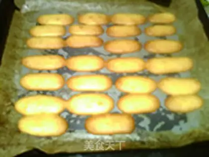Make Yellow-finger crackers step 10