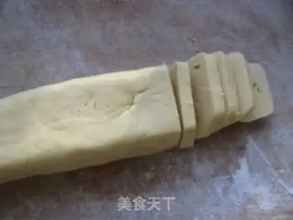 Make Coconut-crackers step 6