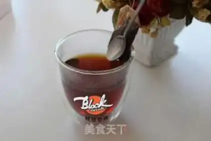 Make Hong Kong-style silk and milk tea step 3