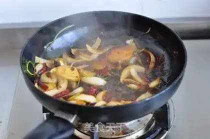 Make Spicy fish fire pot step 8