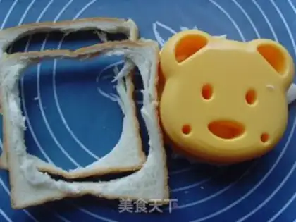 Make Bear sandwich step 4